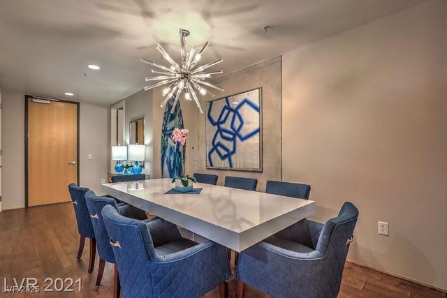 353 East Bonneville Avenue 1002, Las Vegas, NV 89101