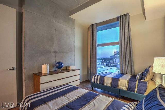 353 East Bonneville Avenue 1002, Las Vegas, NV 89101