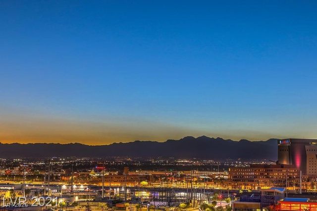 353 East Bonneville Avenue 1002, Las Vegas, NV 89101