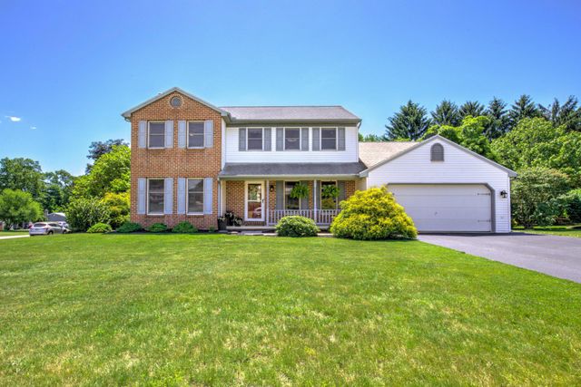 2 MOCKINGBIRD DR, Denver, PA 17517