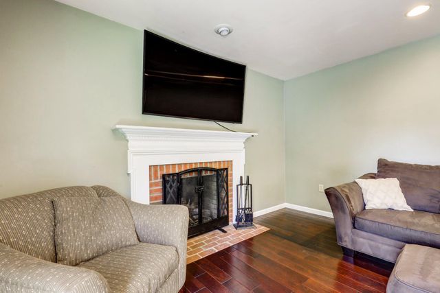 2 MOCKINGBIRD DR, Denver, PA 17517