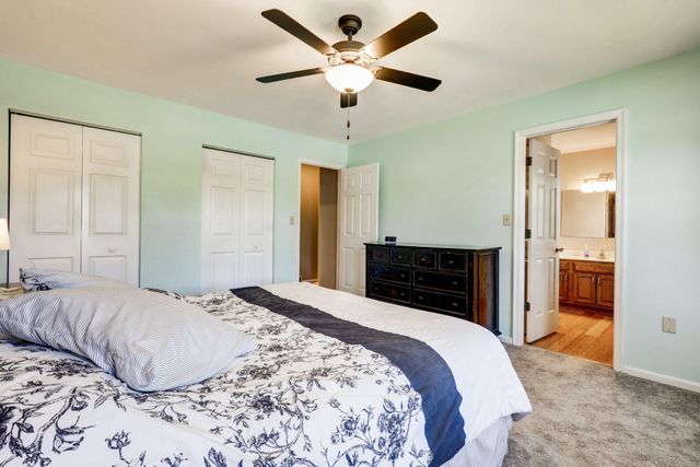 2 MOCKINGBIRD DR, Denver, PA 17517