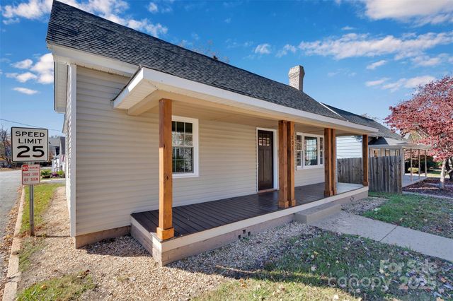 201 W Mccubbins Street, Salisbury, NC 28144