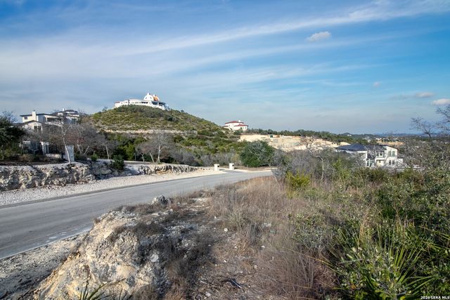 10028 Cates Creek, San Antonio, TX 78255