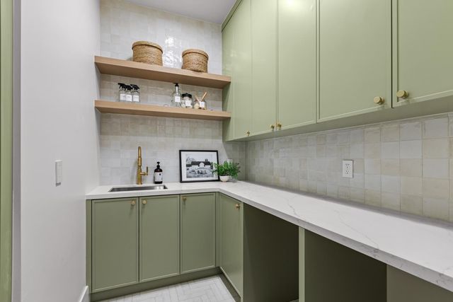 5556 Fetz Ln, Fair Oaks, CA 95628