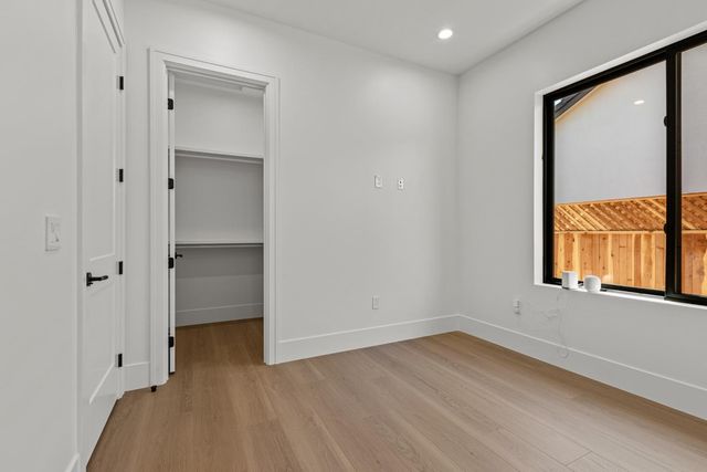 5556 Fetz Ln, Fair Oaks, CA 95628