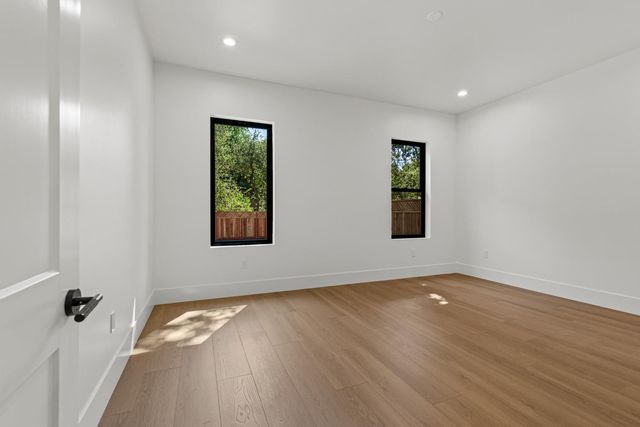 5556 Fetz Ln, Fair Oaks, CA 95628