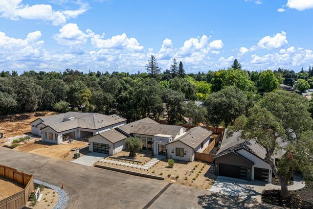 5556 Fetz Ln, Fair Oaks, CA 95628
