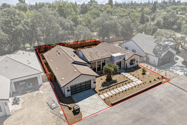 5556 Fetz Ln, Fair Oaks, CA 95628