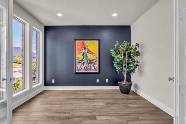 147 Harlequin Duck Court, Magnolia, TX 77354