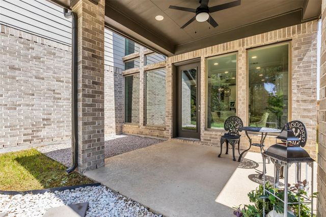 147 Harlequin Duck Court, Magnolia, TX 77354
