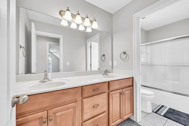 3266 Quincy Ln, Clarksville, TN 37043