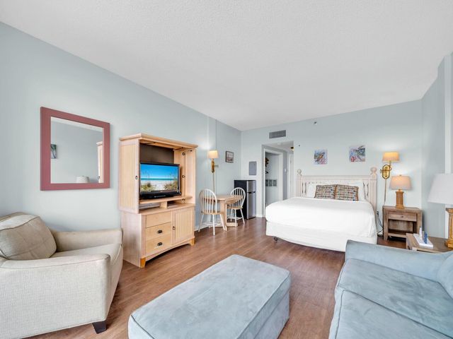 214 Miracle Strip Parkway, #A307, Fort Walton Beach, FL 32548