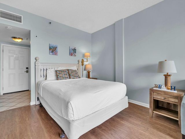 214 Miracle Strip Parkway, #A307, Fort Walton Beach, FL 32548