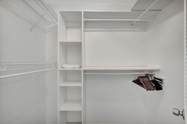 500 Executive Center Drive 3-j, West Palm Beach, FL 33401