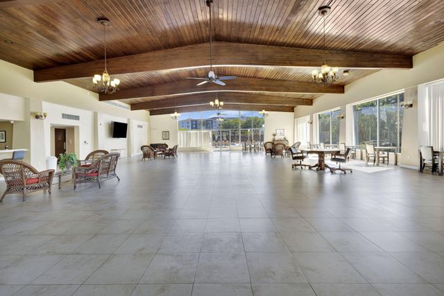 500 Executive Center Drive 3-j, West Palm Beach, FL 33401