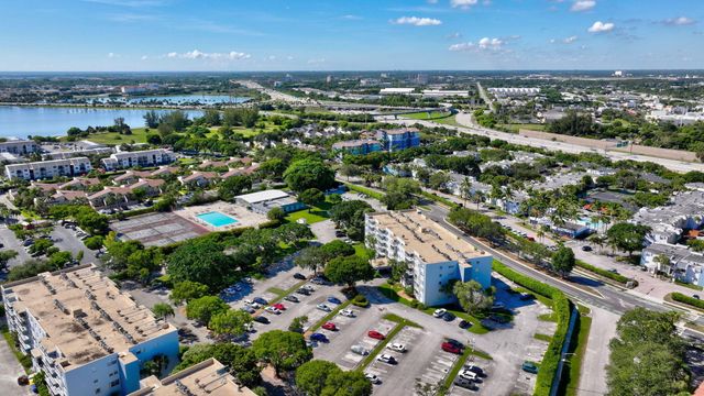 500 Executive Center Drive 3-j, West Palm Beach, FL 33401