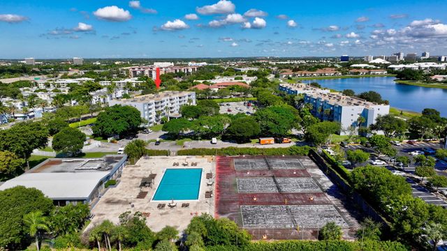 500 Executive Center Drive 3-j, West Palm Beach, FL 33401