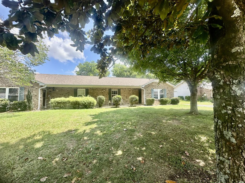 314 Lilly Ln, Murfreesboro, TN 37128