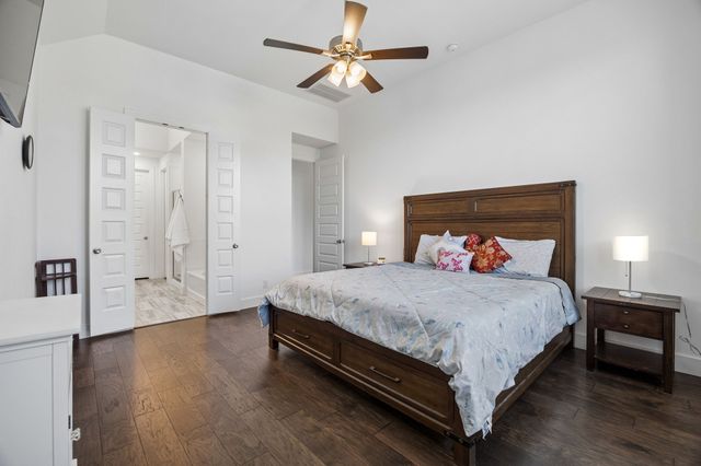 1425 Appaloosa Drive, Aubrey, TX 76227