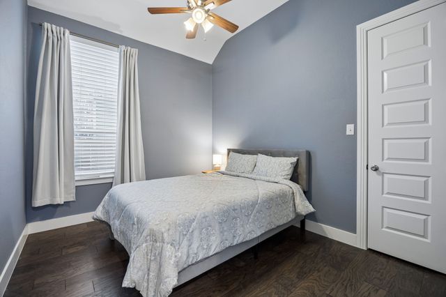 1425 Appaloosa Drive, Aubrey, TX 76227