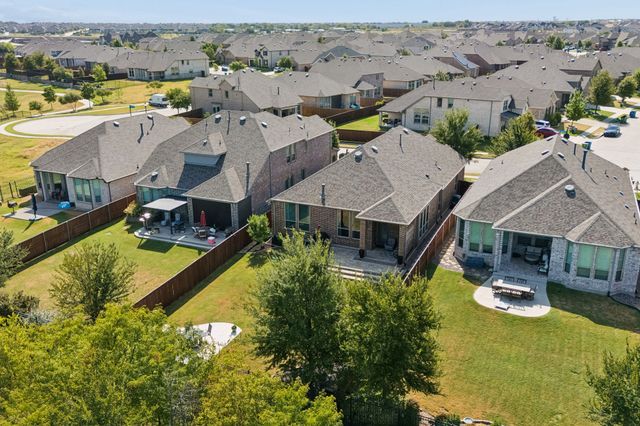 1425 Appaloosa Drive, Aubrey, TX 76227