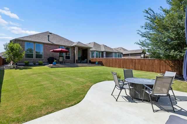 1425 Appaloosa Drive, Aubrey, TX 76227