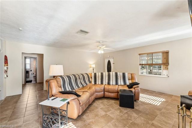 3829 Edgewood AVE, Fort Myers, FL 33916