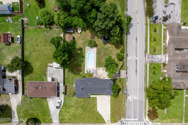 813 Henderson Drive, Jacksonville, NC 28540