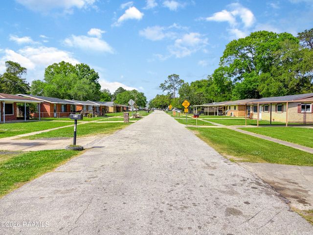 317 Doc Duhon Street, Lafayette, LA 70501
