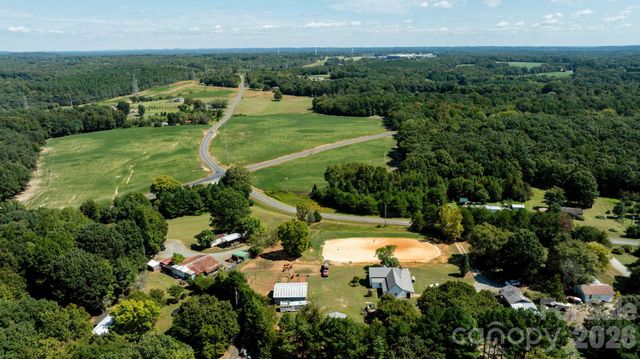 15869 Silver Road, Oakboro, NC 28129
