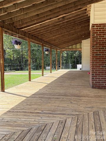 15869 Silver Road, Oakboro, NC 28129