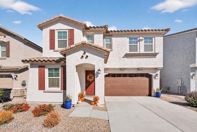 8114 E PETUNIA Avenue, Mesa, AZ 85212
