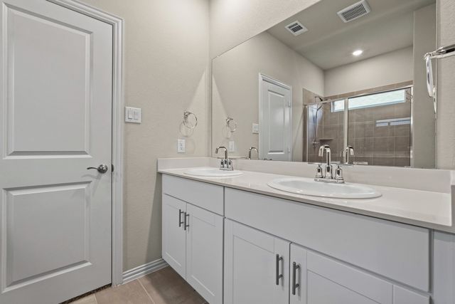 5725 Castle Peak Bend, Fort Worth, TX 76126