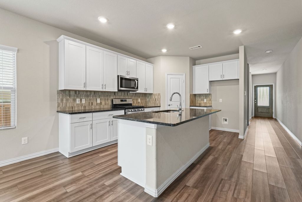 5725 Castle Peak Bend, Fort Worth, TX 76126 — photo 5