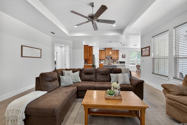 258 HEINEN RD, Bandera, TX 78003
