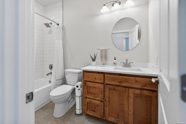 258 HEINEN RD, Bandera, TX 78003