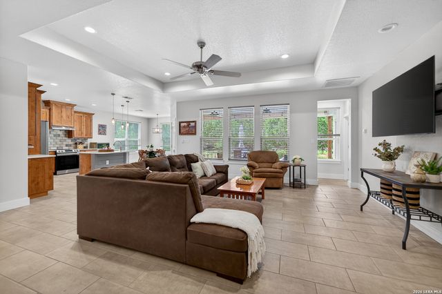 258 HEINEN RD, Bandera, TX 78003