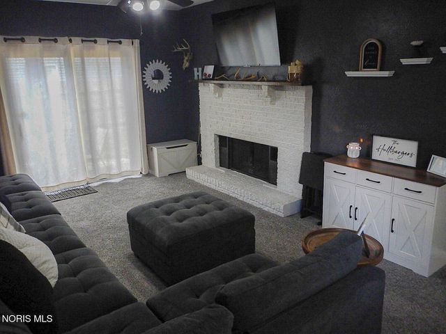 5403 Sugarmaple Lane, Toledo, OH 43623