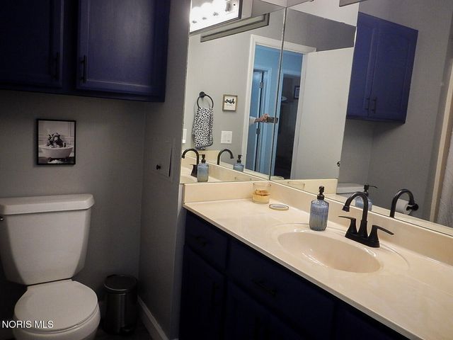 5403 Sugarmaple Lane, Toledo, OH 43623