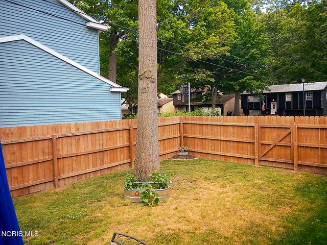 5403 Sugarmaple Lane, Toledo, OH 43623
