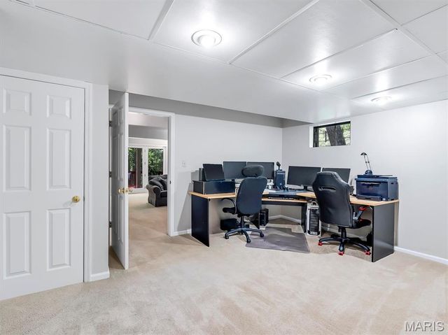 19 Summit Lane, Pacific, MO 63069