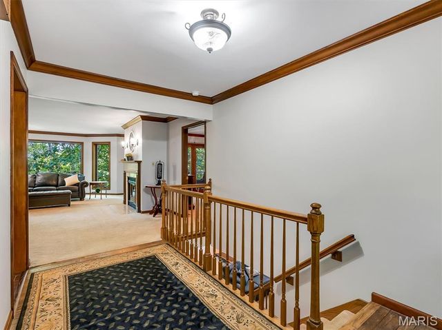 19 Summit Lane, Pacific, MO 63069