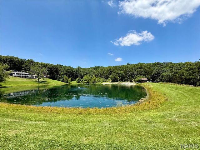 19 Summit Lane, Pacific, MO 63069