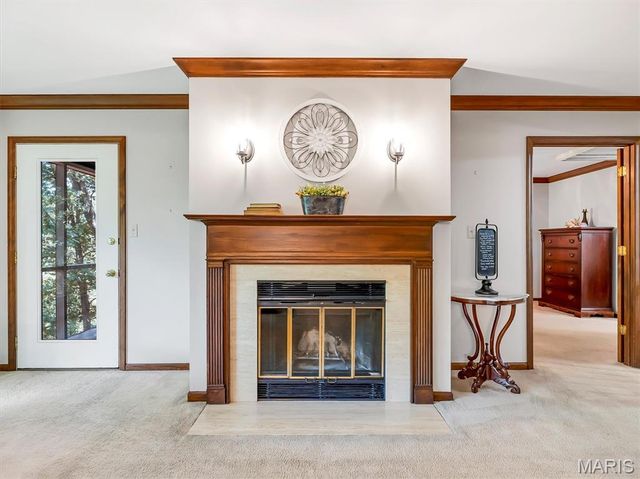 19 Summit Lane, Pacific, MO 63069