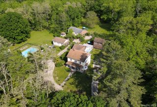 18 Stagecoach Lane, Amenia, NY 12501