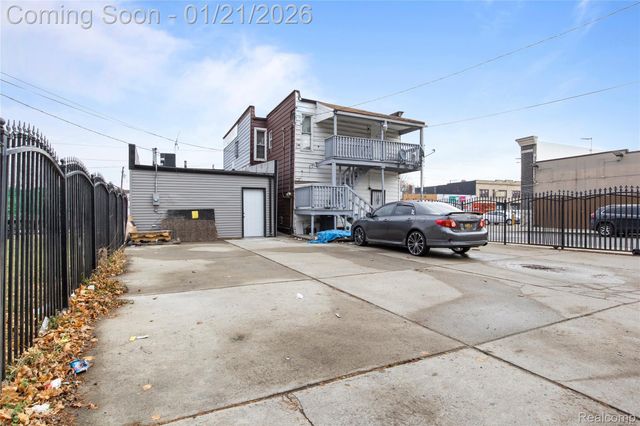 2007 Springwells, Detroit, MI 48209