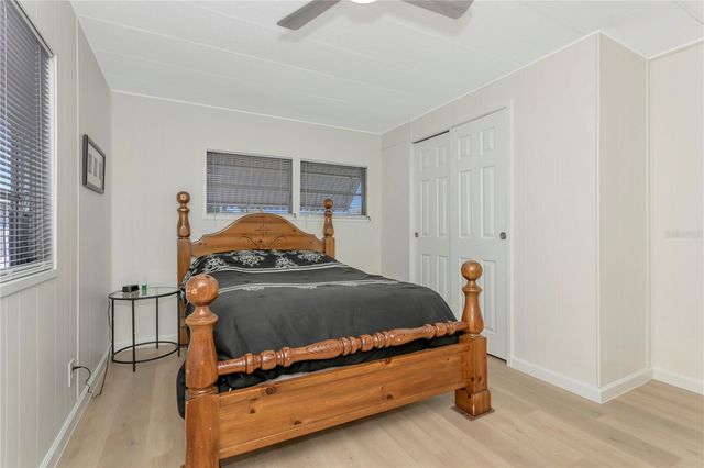 115 WHITE OAK WAY, Sarasota, FL 34237