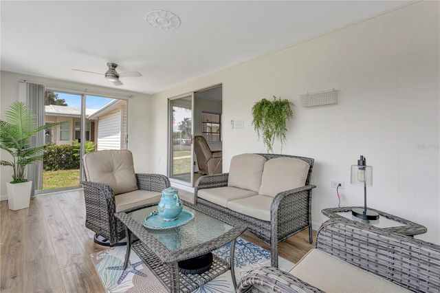 115 WHITE OAK WAY, Sarasota, FL 34237