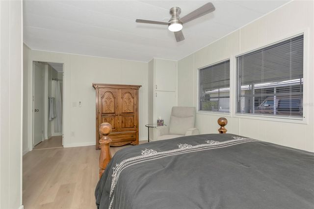 115 WHITE OAK WAY, Sarasota, FL 34237